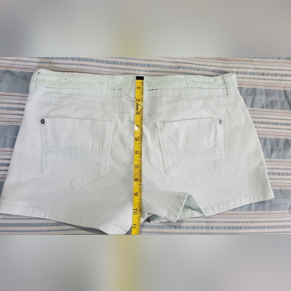 Indigo Rein Light Mint Green Low Rise Short Shorts with Lace Belt - Picture 3 of 11